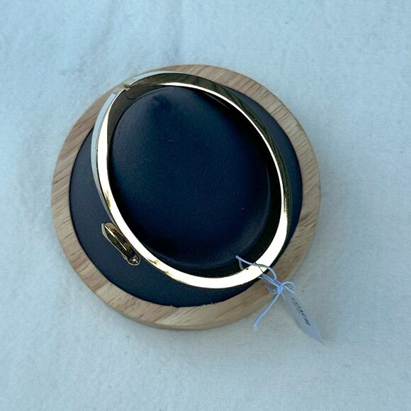 Coach Signature Oval Cream/Gold Hinged Bangle NWT - Picture 8 of 8